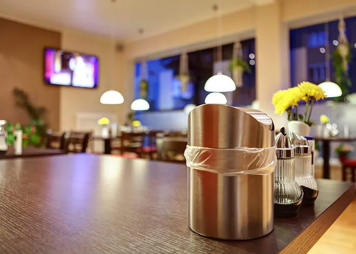 卡尔梅耶酒店 2* 柏林